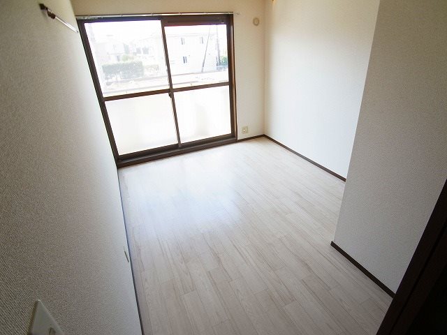 平和マンション ベッドルーム