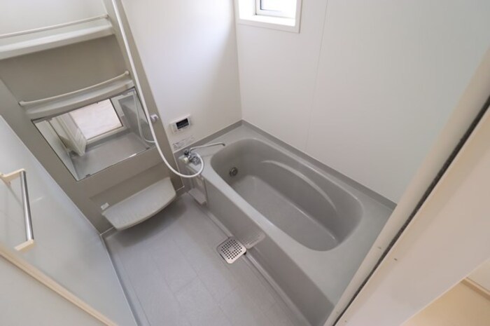 リビングタウン大金平B 風呂画像