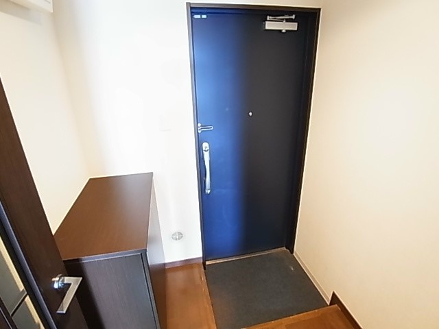 アンジュフローリア 玄関