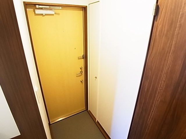 タカラコート２ 玄関