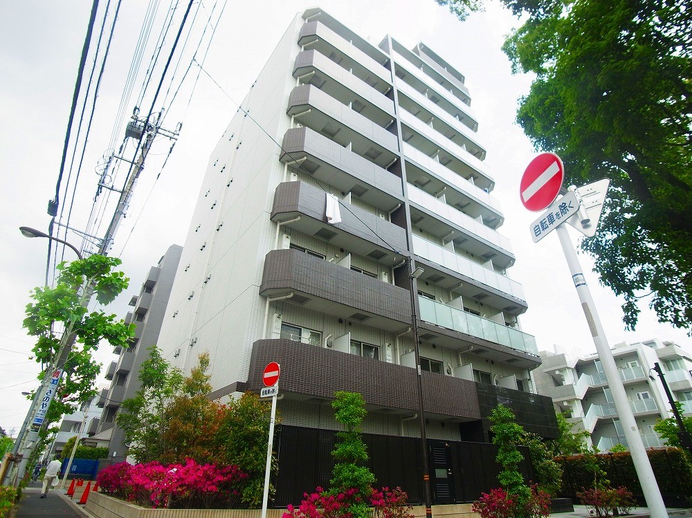 ライジングプレイス綾瀬三番館 外観写真
