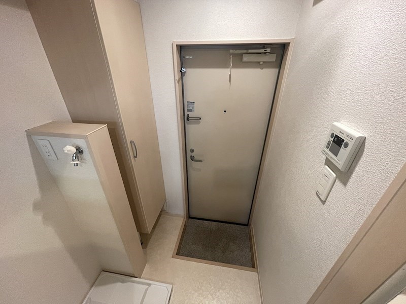 フローレンス綾瀬 玄関