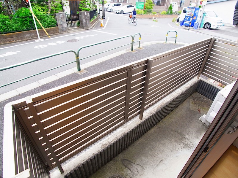 コモドスパーシオ ベランダ