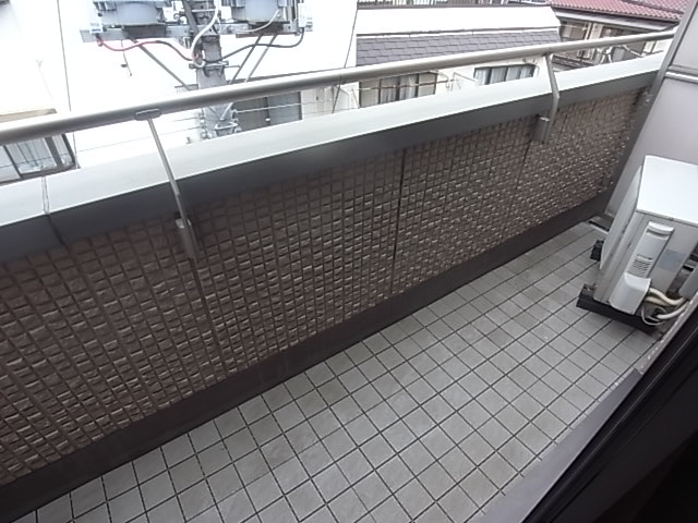 アクスヒルズ ベランダ