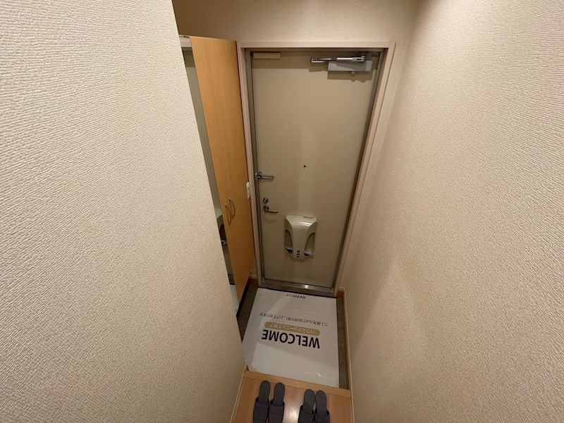 ステラA 玄関