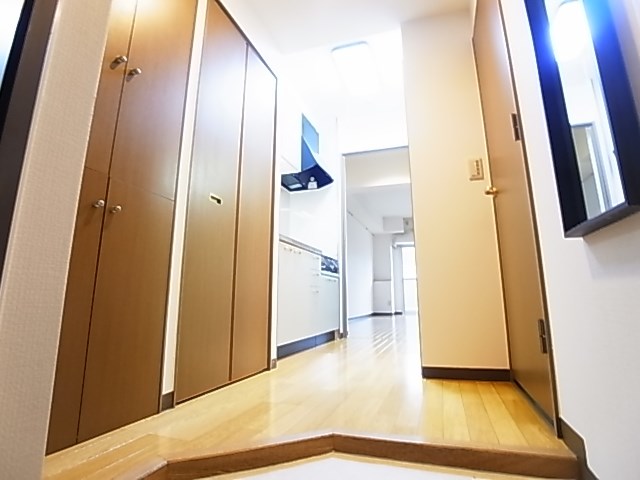 アレグレット千住宿 玄関