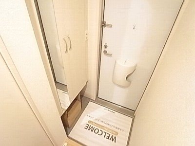 サンハイツ（根戸） 玄関