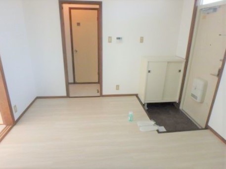 あやめハイツＡ棟 玄関