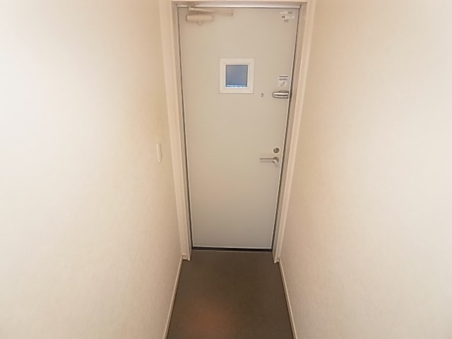 シャンテ西新井本町 玄関