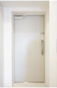 プリムベール新田 玄関
