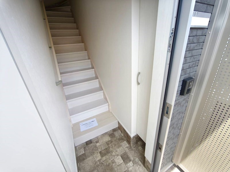 リヴァンス北綾瀬 玄関