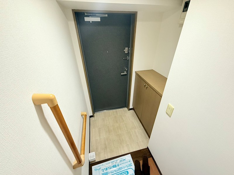 ケイティーズ　クリア 玄関