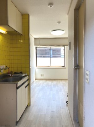 キャピタル東和２ 玄関