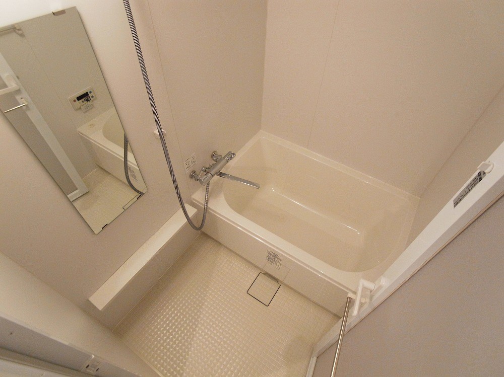 ART APARTMENT IN TOKYO NORTH 風呂画像
