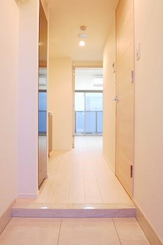 ラフィスタ大師前３ 玄関