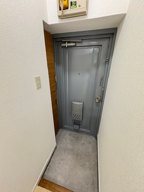 山口マンション 玄関