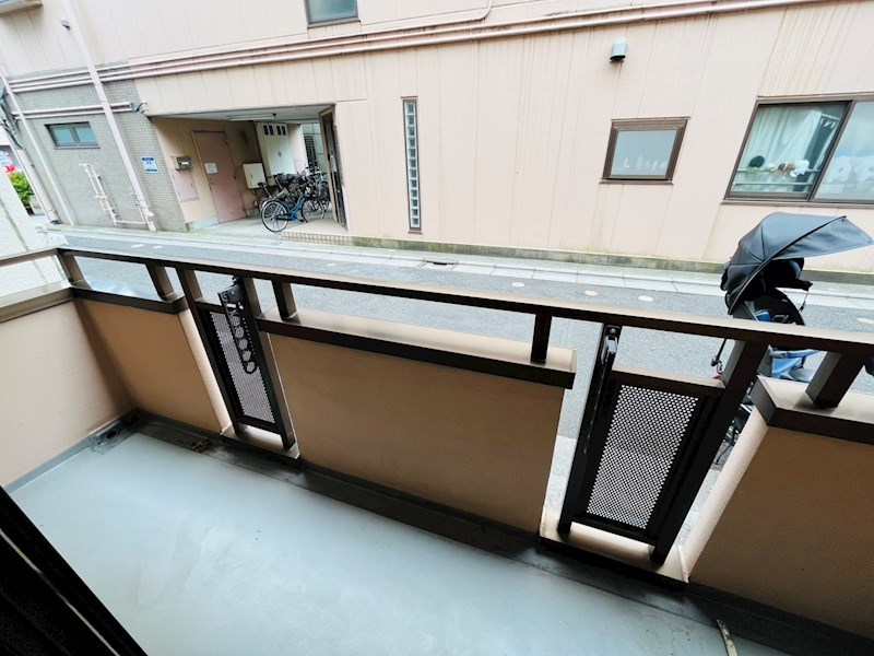 カースル三ノ輪　B棟 ベランダ