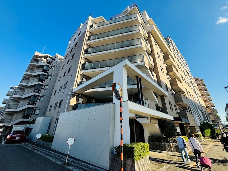 Ｊ．Ｓ．ＴＥＲＲＡＣＥ 外観写真