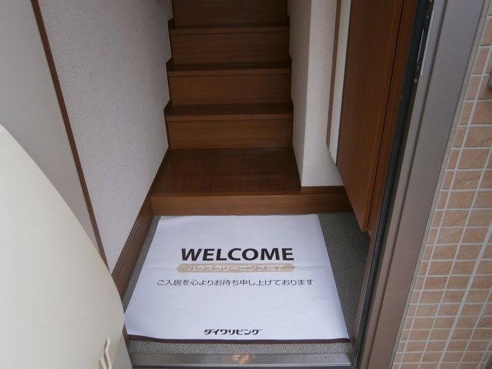 ニュータウン3 玄関