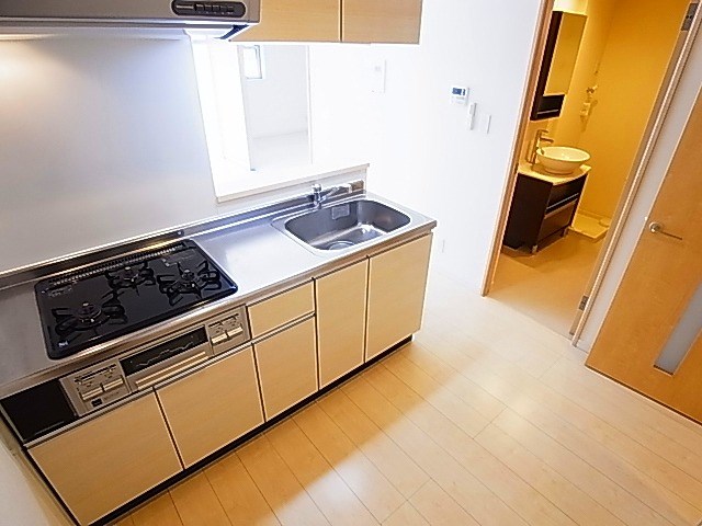 リブリ・アージュドール キッチン