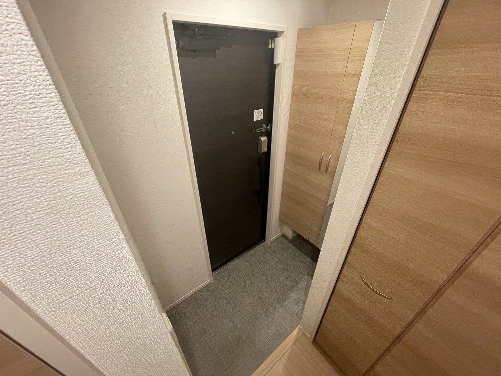 エクセリア興野 玄関