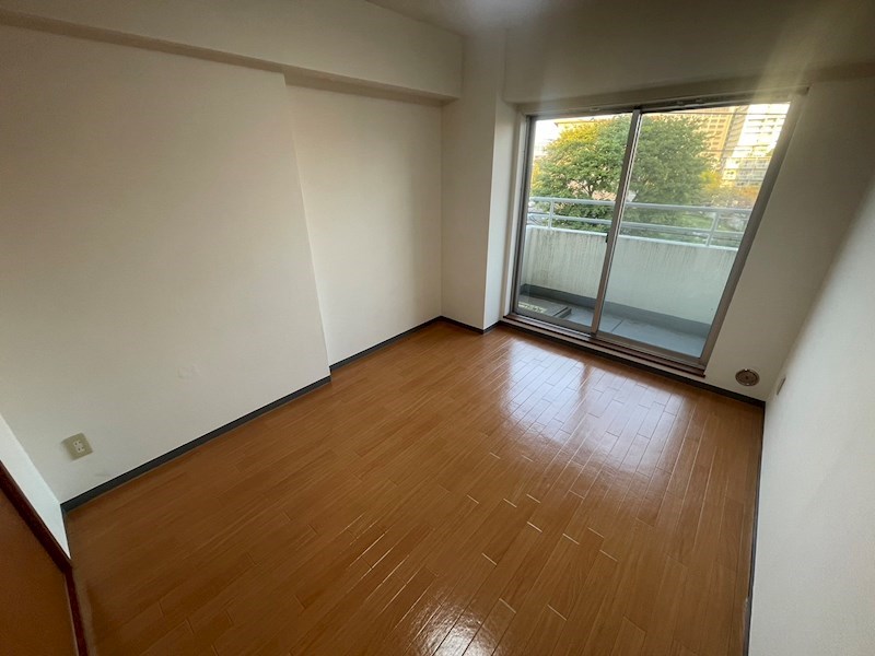 リバードマンション小菅駅前 ベッドルーム