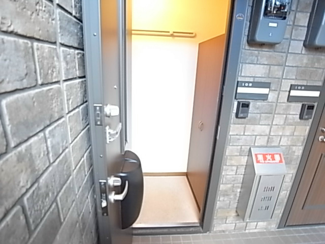 リビングタウンみのり台 玄関