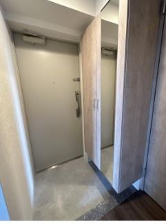 コンフォース堀切 玄関