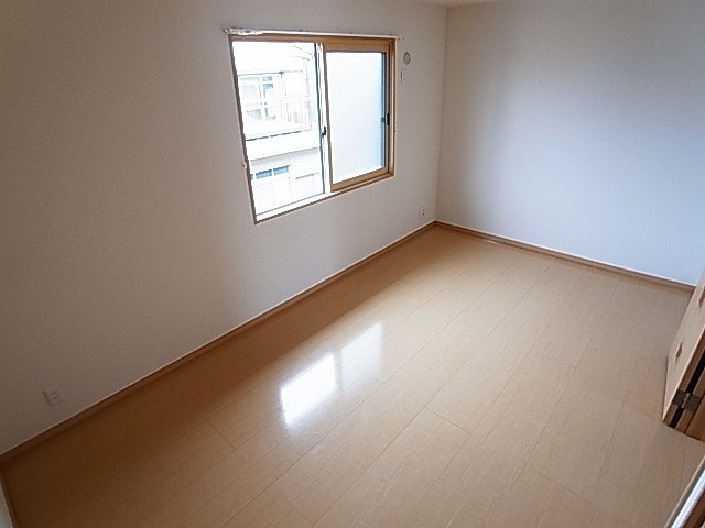 ローズコート宝町 ベッドルーム