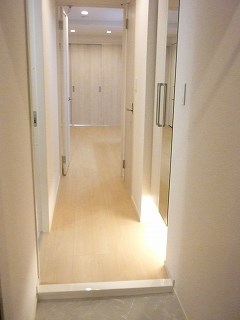 ゴールドリーフ 玄関
