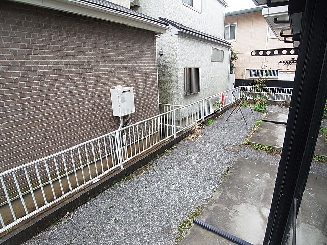 ハイランズB ベランダ