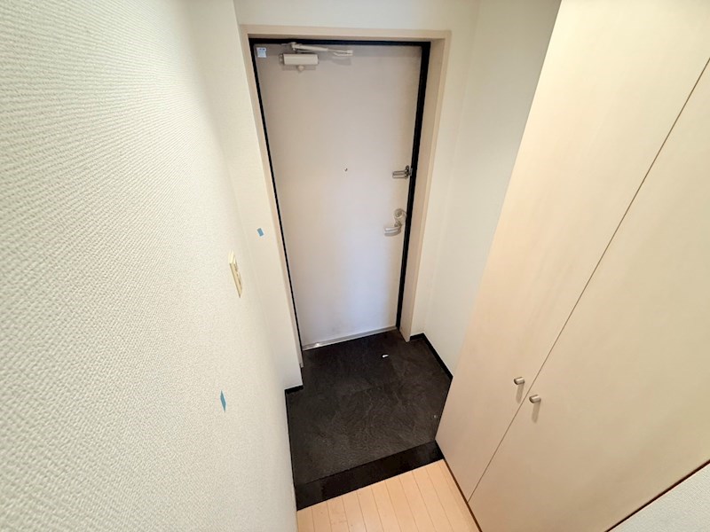 ライジングプレイス南千住 玄関