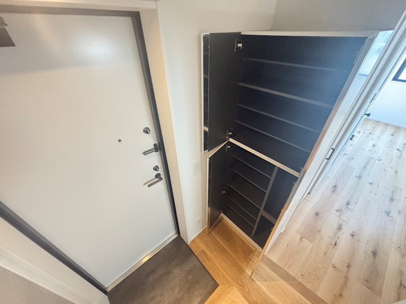 Rinascita町屋凛 玄関