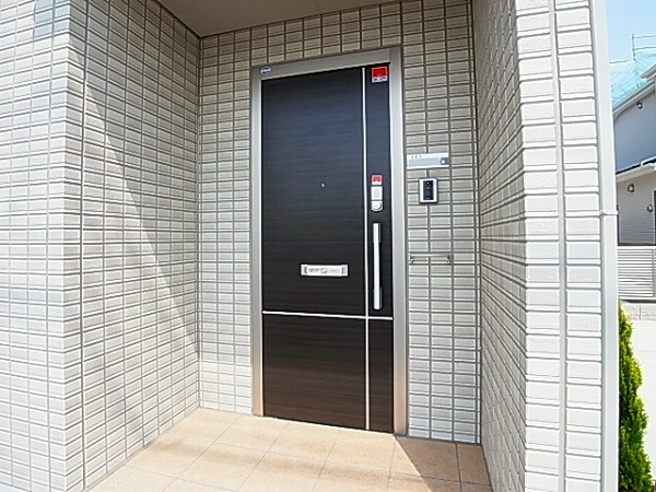 ボンヌ・シャンス 玄関