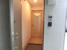 リーヴス館NIIJUKU 玄関