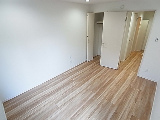 ＴＡＴＥＲＵＡｐａｒｔｍｅｎｔ足立区梅田４丁目 リビング