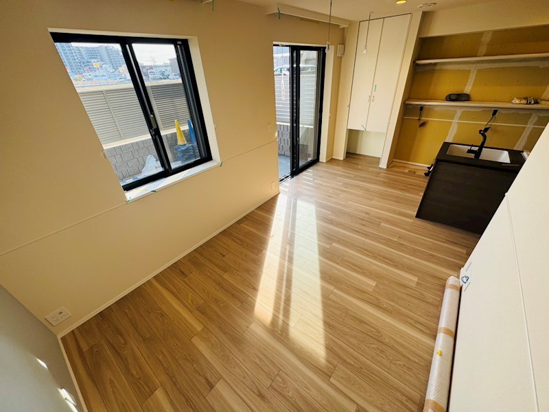 アレーズＫＡＳＨＩＷＡＮＯＨＡ リビング