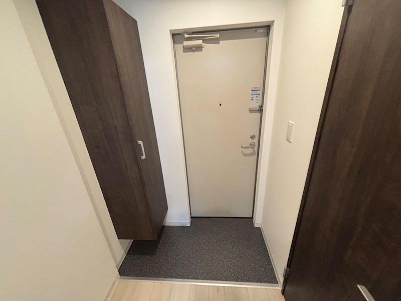 ジーメゾン我孫子セレニテ 玄関