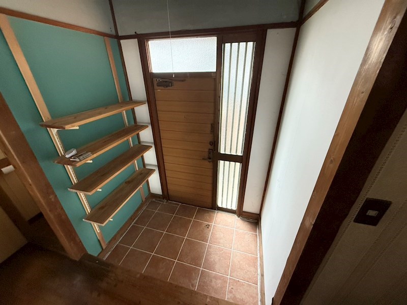 竹ケ花戸建 玄関
