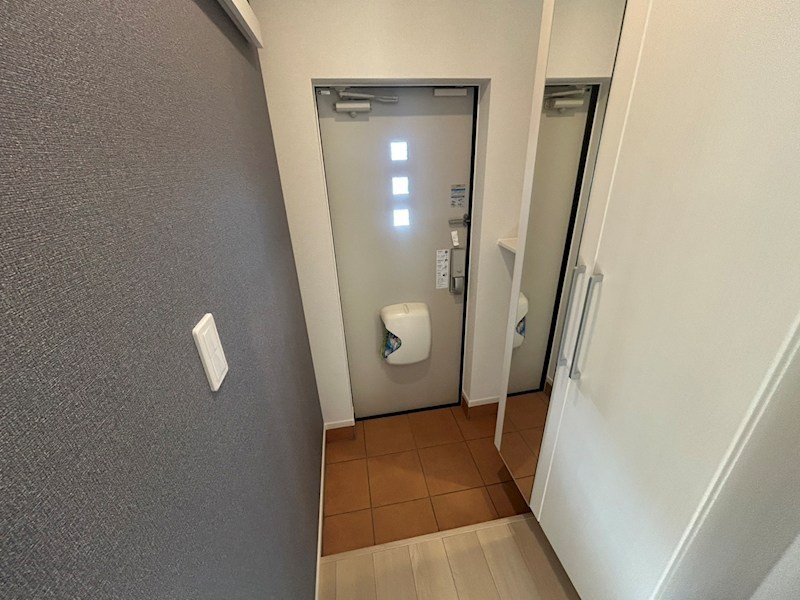 ガーデナーズ　サン 玄関