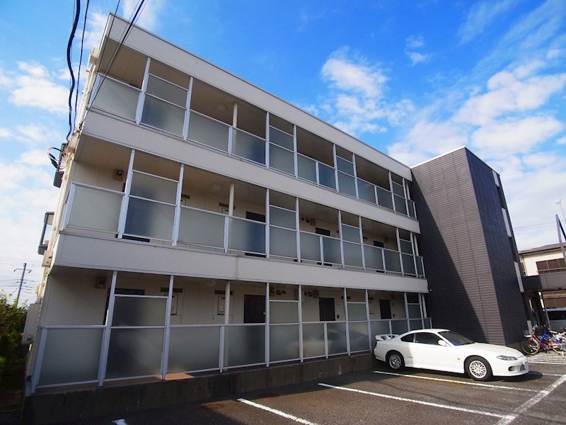 ホワイトルミエール 101号室 外観