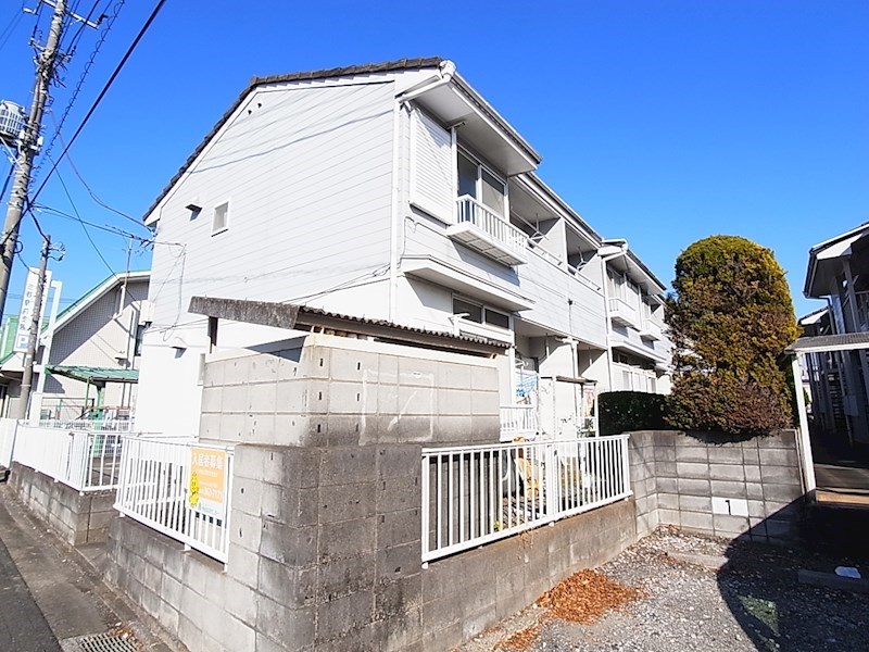 ファミールハイツA棟 201号室 外観