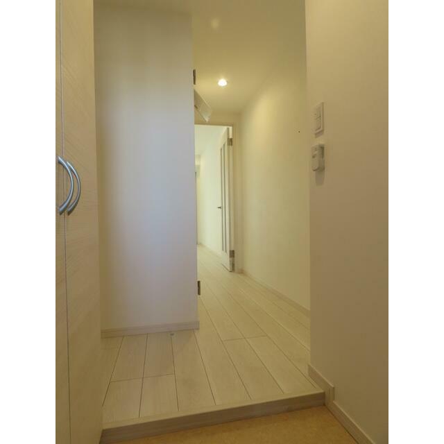 リブリ・レジデンス三ノ輪  玄関