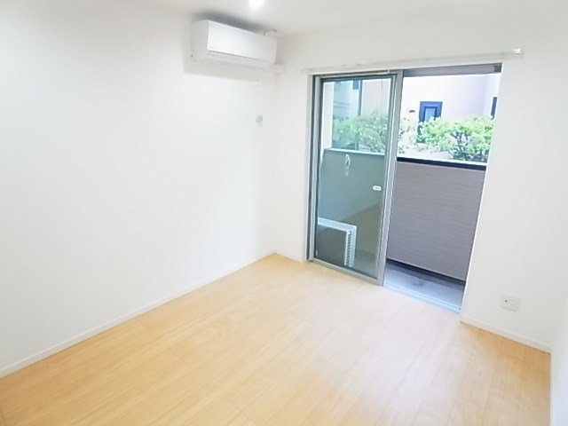 ＦＲＥＵＤＥ　中川(フロイデナカガワ)  ベッドルーム