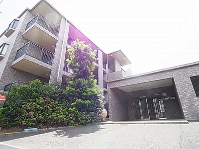 ファミール新柏 外観