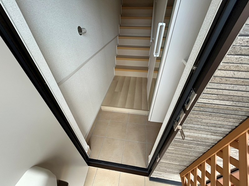 ココ　ラ　フェリーチェＡ 玄関