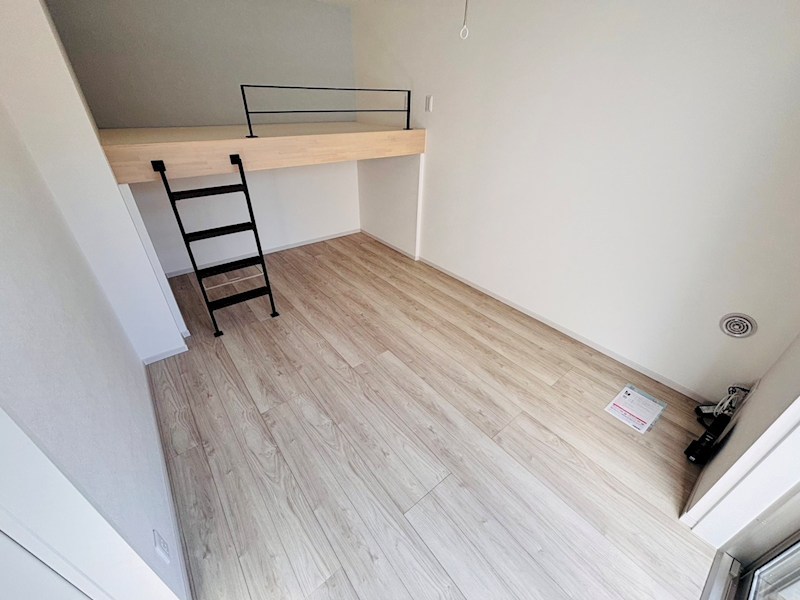 KEIAI RESIDENCE 五香 リビング