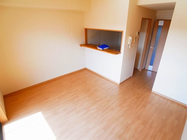 コートウィッシュ リビング