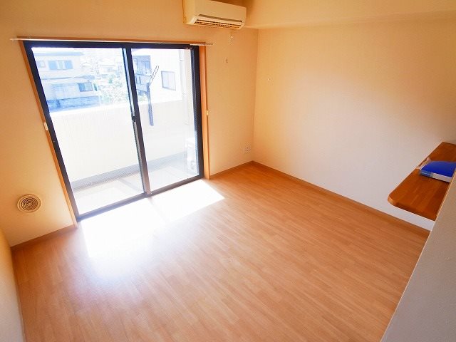 コートウィッシュ ベッドルーム