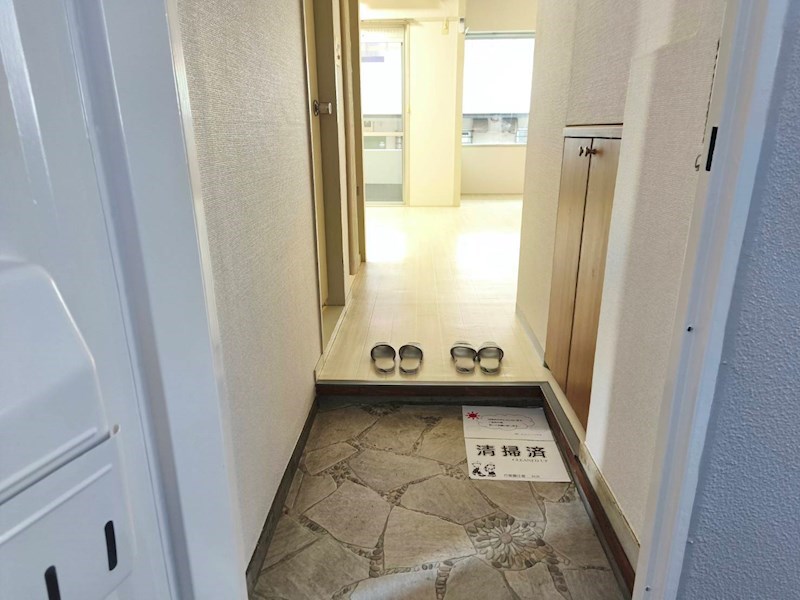 トワイライト5 玄関